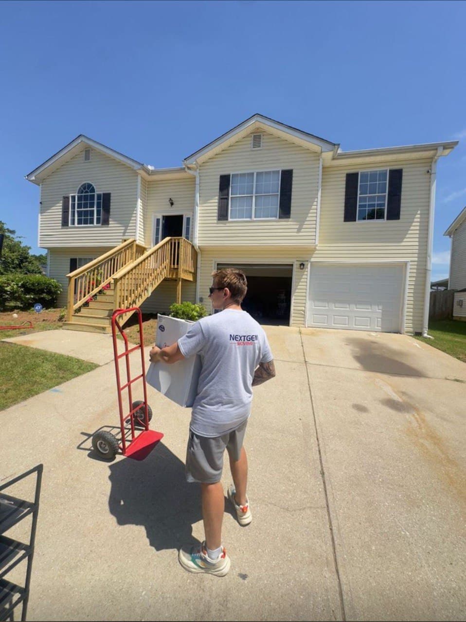 Moving service 2